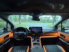 Toyota Sienna 2.5L Hybrid Comfort Edition - ფოტო 5