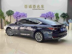 Lexus ES 2021 300h Excellence - ფოტო 7