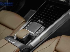 Mercedes-Benz GLB 200 Dynamic - ფოტო 19