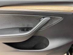 Tesla Model Y Long Range All-Wheel Drive 3D7 - ფოტო 13