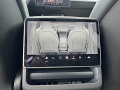 Tesla Model Y Long Range All-Wheel Drive - ფოტო 13