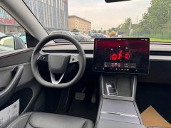 Tesla Model Y Long Range All-Wheel Drive - ფოტო 5