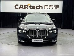 BMW 7 Series 2023 735Li Luxury Package - ფოტო 2