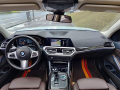 BMW 3 Series 325Li M Sport Package - ფოტო 10