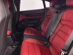 Porsche Taycan 4 Cross Turismo - ფოტო 7
