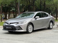 Toyota Camry 2.0L GVP Leading Edition - ფოტო 1