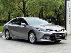 Toyota Camry 2.0L GVP Leading Edition - ფოტო 3