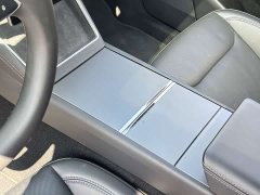 Tesla Model Y Rear-Wheel Drive - ფოტო 18