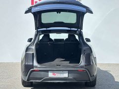 Tesla Model Y Rear-Wheel Drive - ფოტო 9