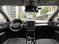 Volvo XC40 T3 Smart Fashion Edition - ფოტო 13