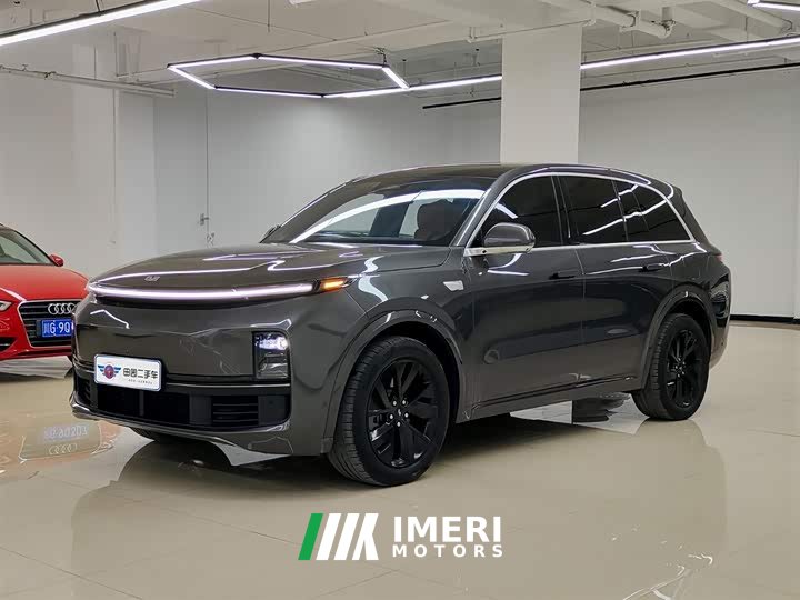 Li Auto L8 Pro - ავტომობილი ჩინეთიდან