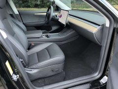 Tesla Model Y Standard Range RWD - photo 9