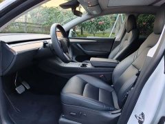 Tesla Model Y Long Range All-Wheel Drive - ფოტო 8