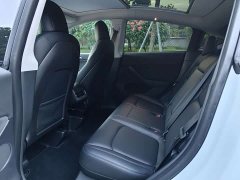 Tesla Model Y Long Range All-Wheel Drive - ფოტო 9