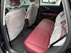 FAW Hongqi HS3 PHEV 125km Jingwei Edition - ფოტო 10