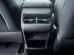 Geely Bingyue 2025 Bingyue L 1.5TD DCT Star Shine - ფოტო 17