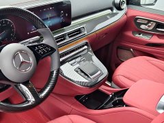 Mercedes-Benz Vito 2.0T Business Edition 7-Seater - ფოტო 7