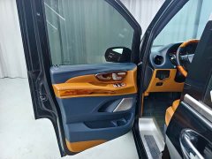 Mercedes-Benz Vito 2.0T Business Edition 7-Seater - ფოტო 7
