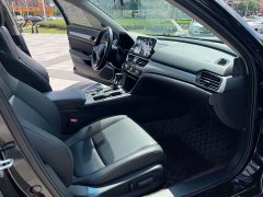 Honda Accord 2018 260TURBO Elite National V - ფოტო 14