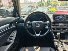 Honda Accord 2018 260TURBO Elite National V - ფოტო 19