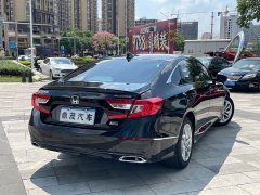 Honda Accord 2018 260TURBO Elite National V - ფოტო 6