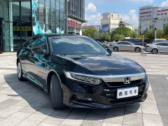 Honda Accord 2018 260TURBO Elite National V - ფოტო 9