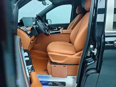Mercedes-Benz Vito 2024 2.0T Business Edition 7-Seater - ფოტო 8