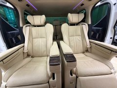 Toyota Alphard 2021 Hybrid 2.5L Premium Edition - ფოტო 12
