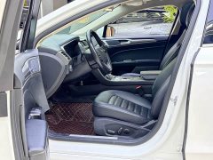 Ford Mondeo 2018 EcoBoost 180 Fashion - ფოტო 4