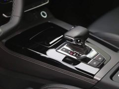 Audi Q5L 40 TFSI Luxury Sport Edition - ფოტო 14