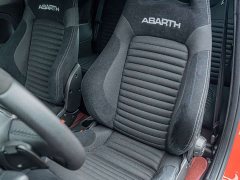 Nio Abarth 695 2022 1.4L Automatic - ფოტო 12