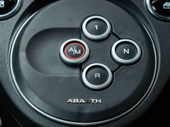 Nio Abarth 695 2022 1.4L Automatic - ფოტო 17