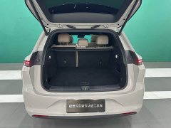 Li Auto L6 Max Smart Refresh Edition - ფოტო 12