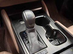 Lexus ES 200 Premium Edition - ფოტო 15