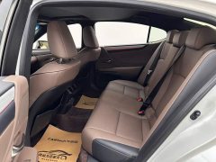 Lexus ES 200 Premium Edition - ფოტო 9