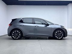 Volkswagen ID.3 Outstanding Edition - ფოტო 10
