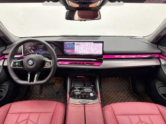 BMW 5 Series 530Li Premier M Sport Package - ფოტო 10