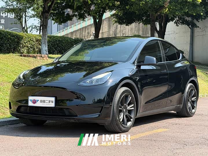 Tesla Model Y 2023 Rear-Wheel Drive - ავტომობილი ჩინეთიდან