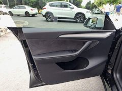 Tesla Model Y 2023 Rear-Wheel Drive - ფოტო 6