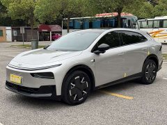 XPeng G7 Extended Range 1704 Max Tech Edition - ფოტო 17