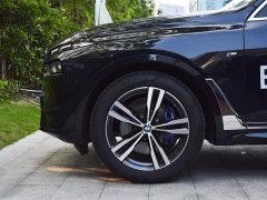 BMW X7 2024 xDrive40i M Sport Premium Package - ფოტო 3