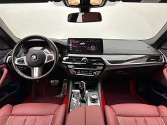 BMW 5 Series 530Li Luxury M Sport Package - ფოტო 10