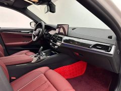 BMW 5 Series 530Li Luxury M Sport Package - ფოტო 11