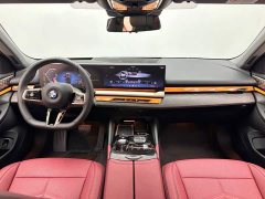 BMW 5 Series 530Li Luxury M Sport Package - ფოტო 10