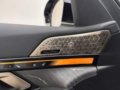 BMW 5 Series 530Li Luxury M Sport Package - ფოტო 15