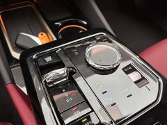 BMW 5 Series 530Li Luxury M Sport Package - ფოტო 16