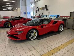 Ferrari 2021 SF90 3.9T V8 Spider - ფოტო 1