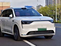 AITO M8 Pure Electric Max Six-Seat Long Range Edition (192-Channel LiDAR) - ფოტო 2
