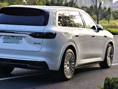 AITO M8 Pure Electric Max Six-Seat Long Range Edition (192-Channel LiDAR) - ფოტო 5