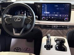 Lexus LM 2023 500h Six-Seat Premium Edition - ფოტო 16